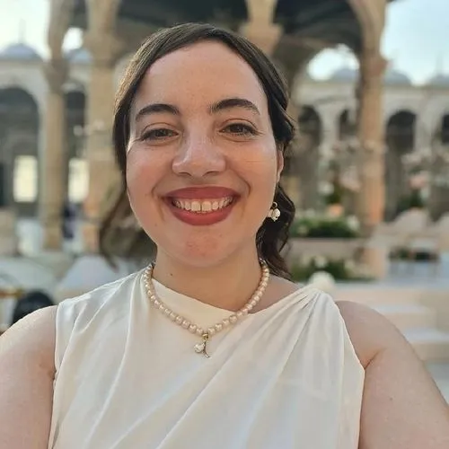 Yasmine Shaker, Junior People Manager bei HIVE
